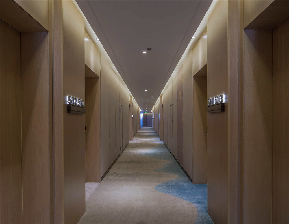 楠泰水晶精品商务爱游戏最新官网_爱游戏(中国)装修设计实景图