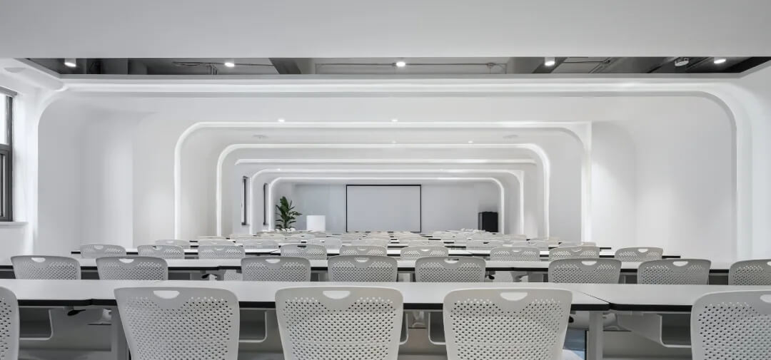 华天科技办公楼设计装修案例(图15) 14.jpg