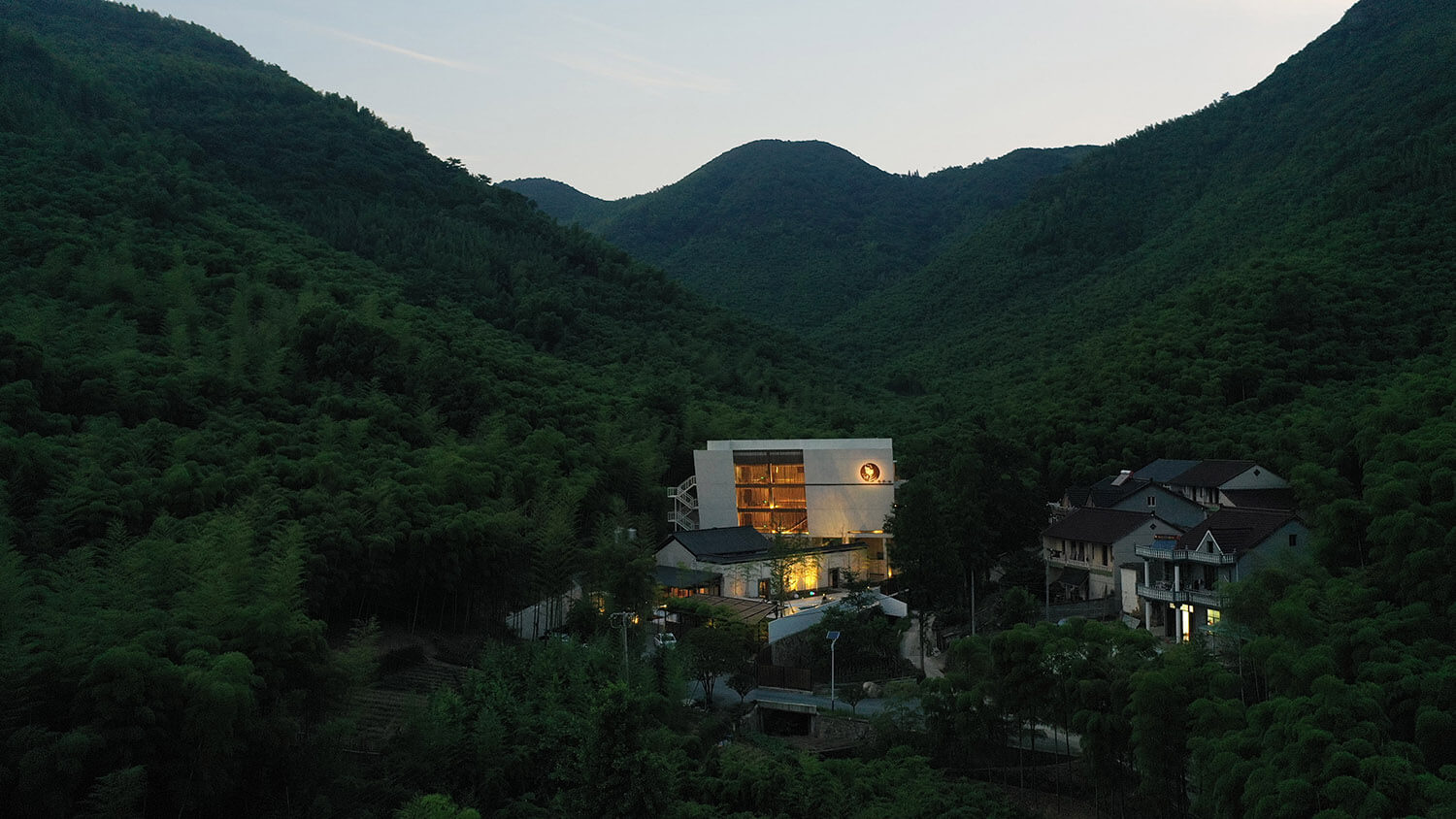 民宿爱游戏最新官网_爱游戏(中国)装修—风景田园民宿设计案例(图3) 3.jpg