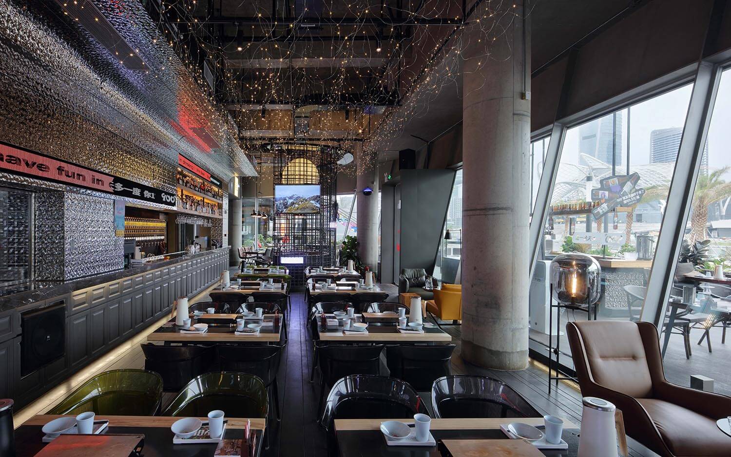 郑州烧烤店设计公司900度烧烤工场装修案例(图5) jbdskgcjwd-8.jpg