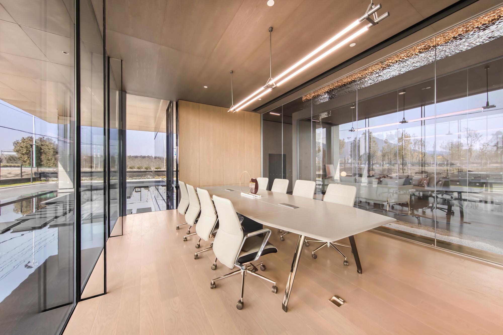 郑州总部办公设计公司游览式办公装修案例(图3) LYCS-Architecture-9.jpg