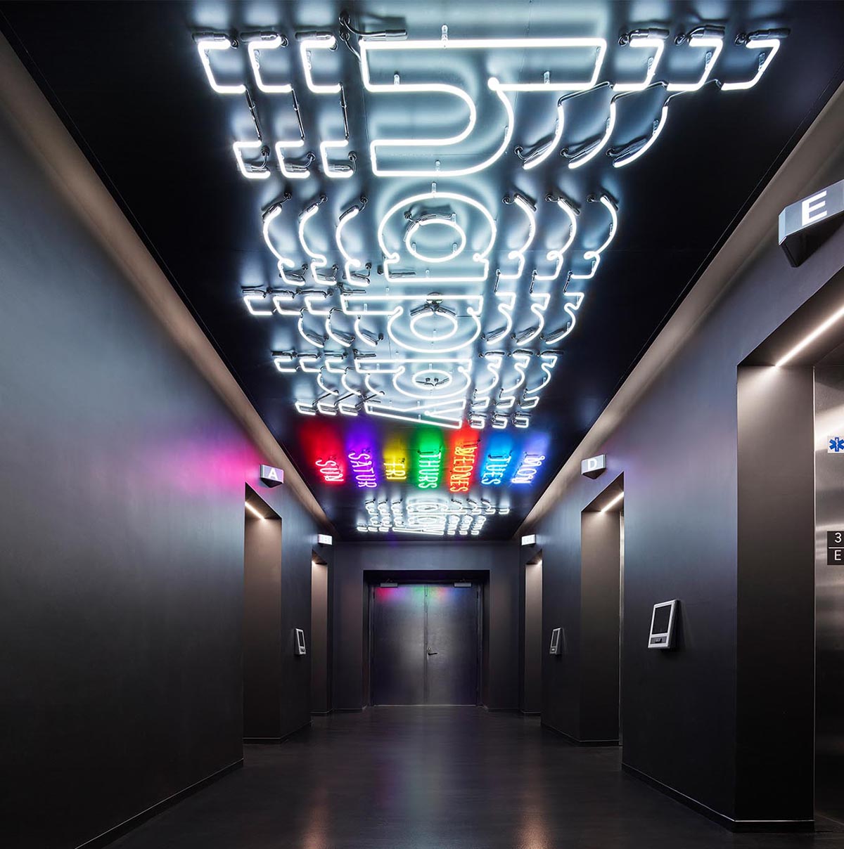 郑州办公室装修公司洛杉矶办公室设计案例(图2) tiktok-offices-2.jpg