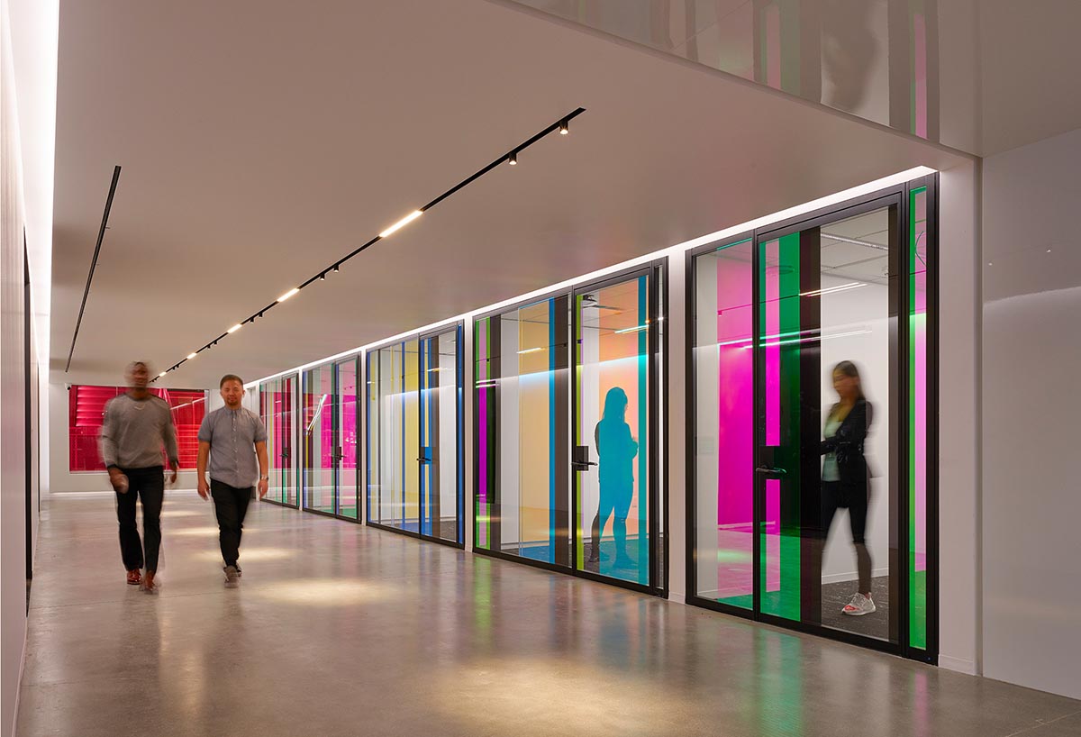 郑州办公室装修公司洛杉矶办公室设计案例(图4) tiktok-offices-4.jpg