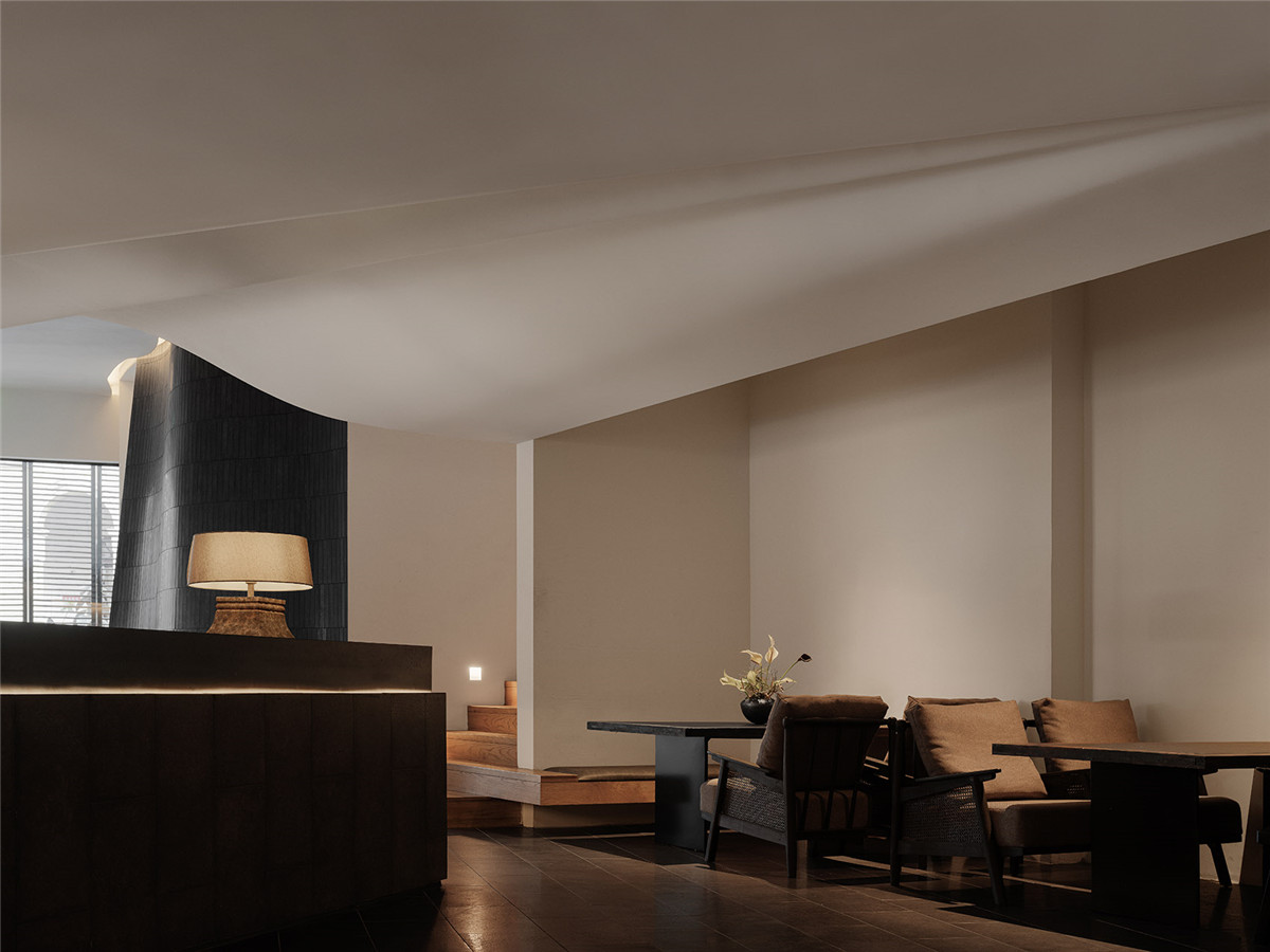 半山川极简艺术风川菜中餐厅装修设计(图5) 半山川极简艺术风川菜中餐厅装修设计(图5)