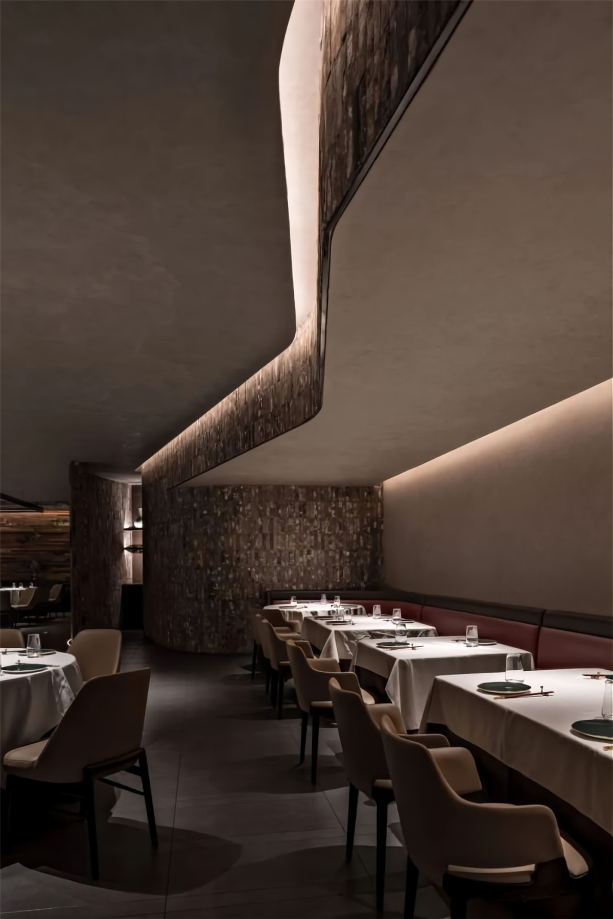 郑州烤鸭店设计推荐四季民福烤鸭店装修设计方案(图13) 郑州烤鸭店设计推荐四季民福烤鸭店装修设计方案(图13)