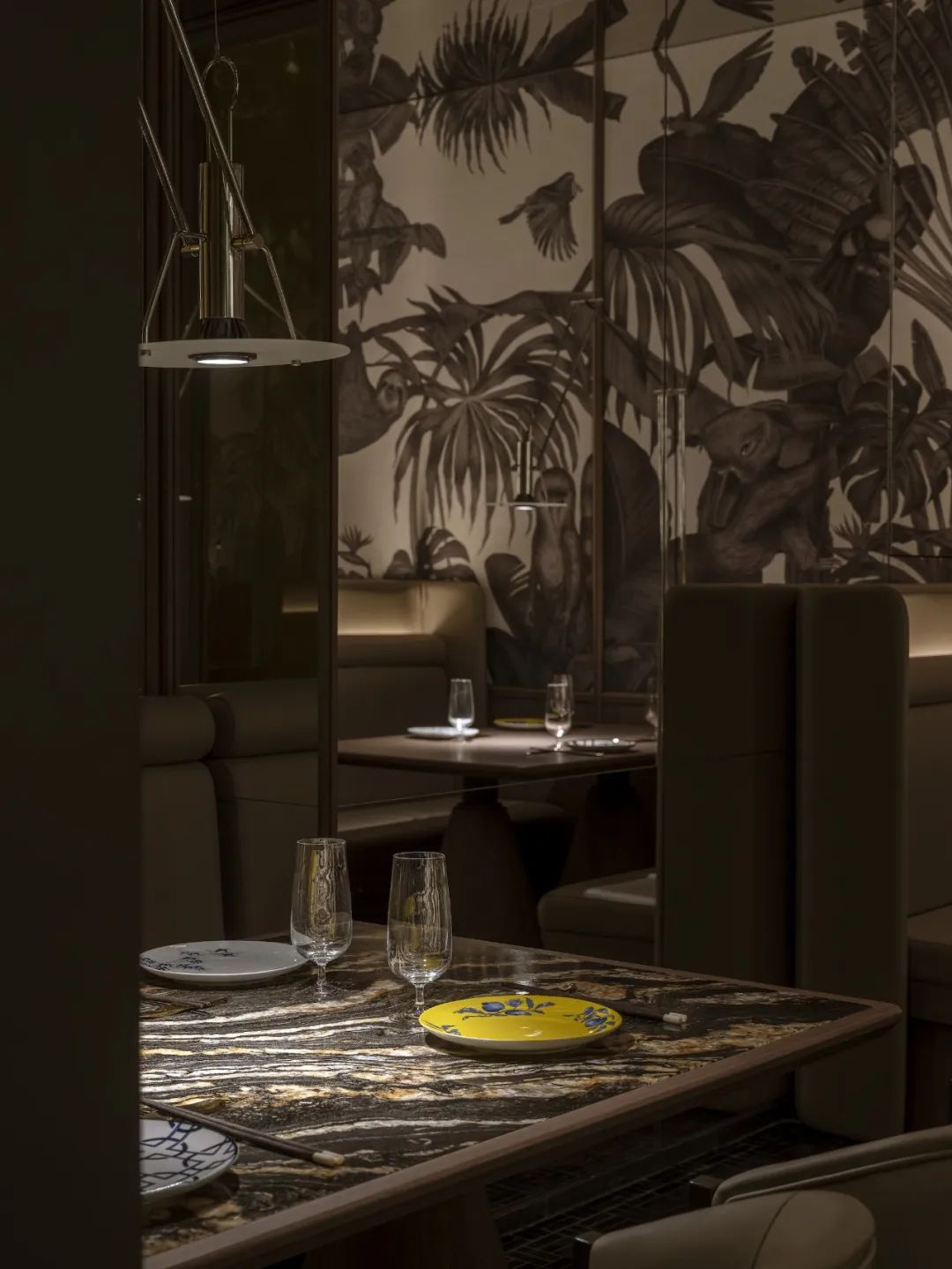 郑州中餐厅设计推荐璞玉高端餐饮装修方案(图5) 郑州中餐厅设计推荐璞玉高端餐饮装修方案(图5)