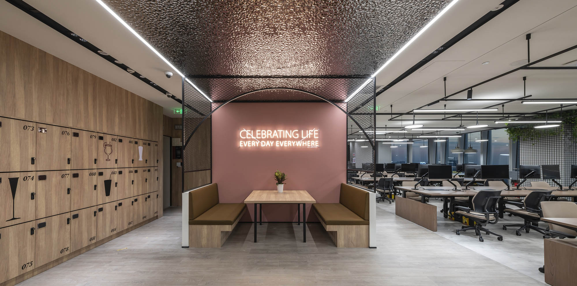 郑州办公室装修公司帝亚吉欧总部办公设计案例(图9) DM_20220728153923_009.jpg