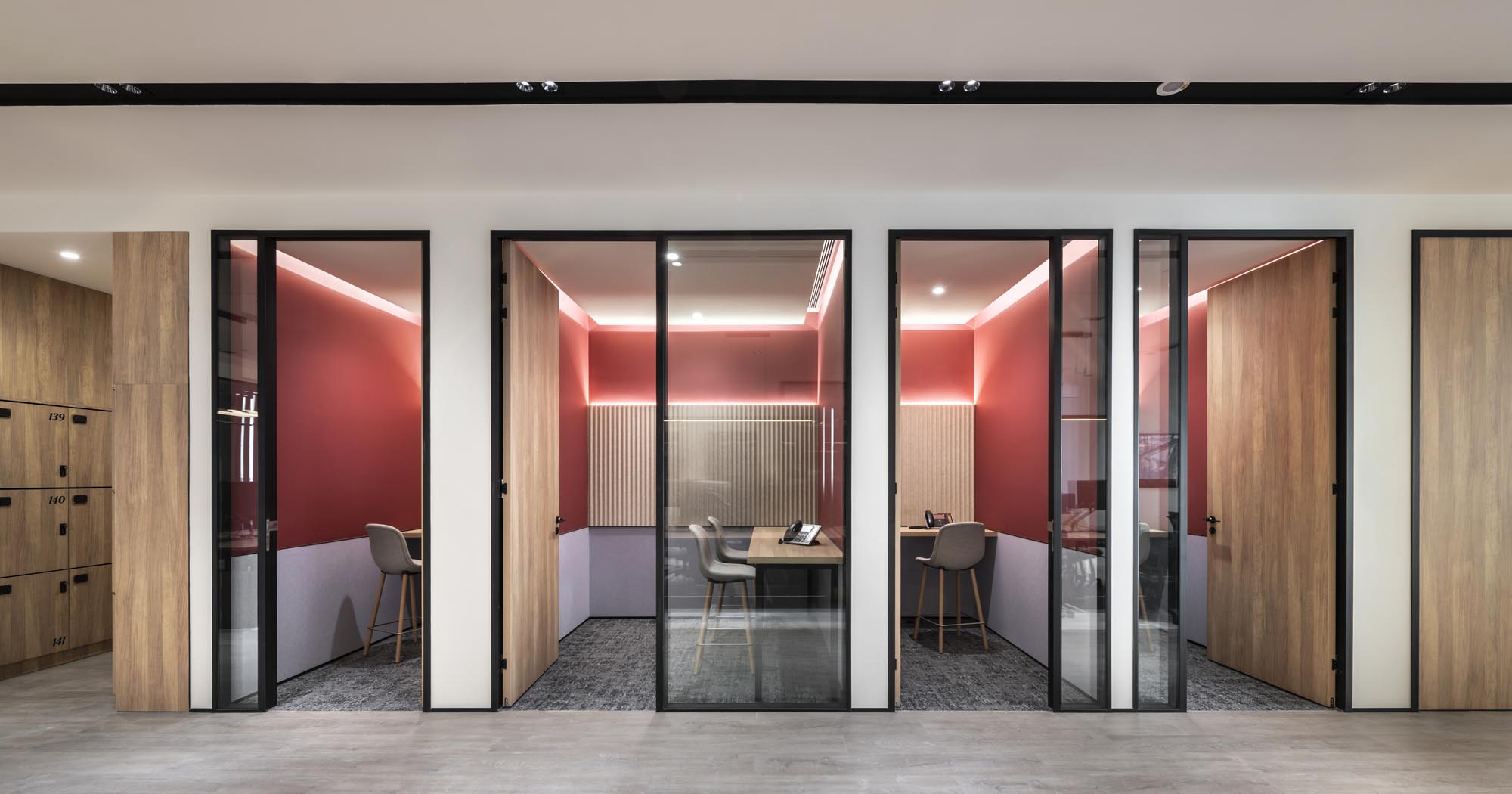 郑州办公室装修公司帝亚吉欧总部办公设计案例(图12) 郑州办公室装修公司帝亚吉欧总部办公设计案例(图12)