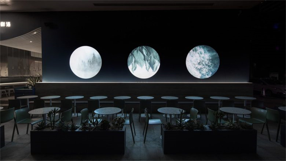 郑州餐厅装修公司gaga鲜语餐饮空间设计案例(图2) 郑州餐厅装修公司gaga鲜语餐饮空间设计案例(图2)