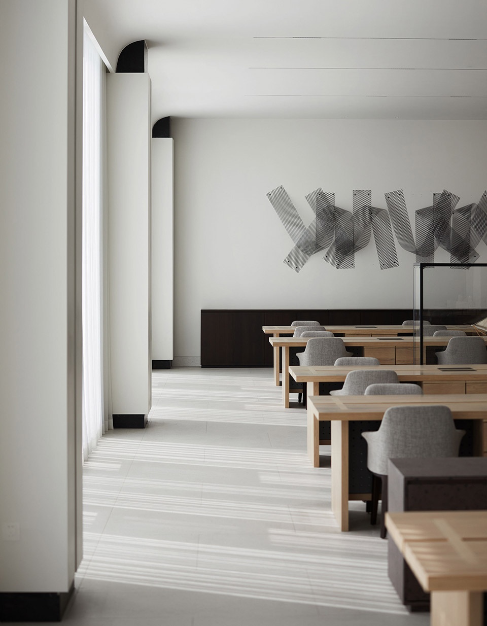 郑州办公室设计公司推荐行与形办公室装修案例(图8) 郑州办公室设计公司推荐行与形办公室装修案例(图8)