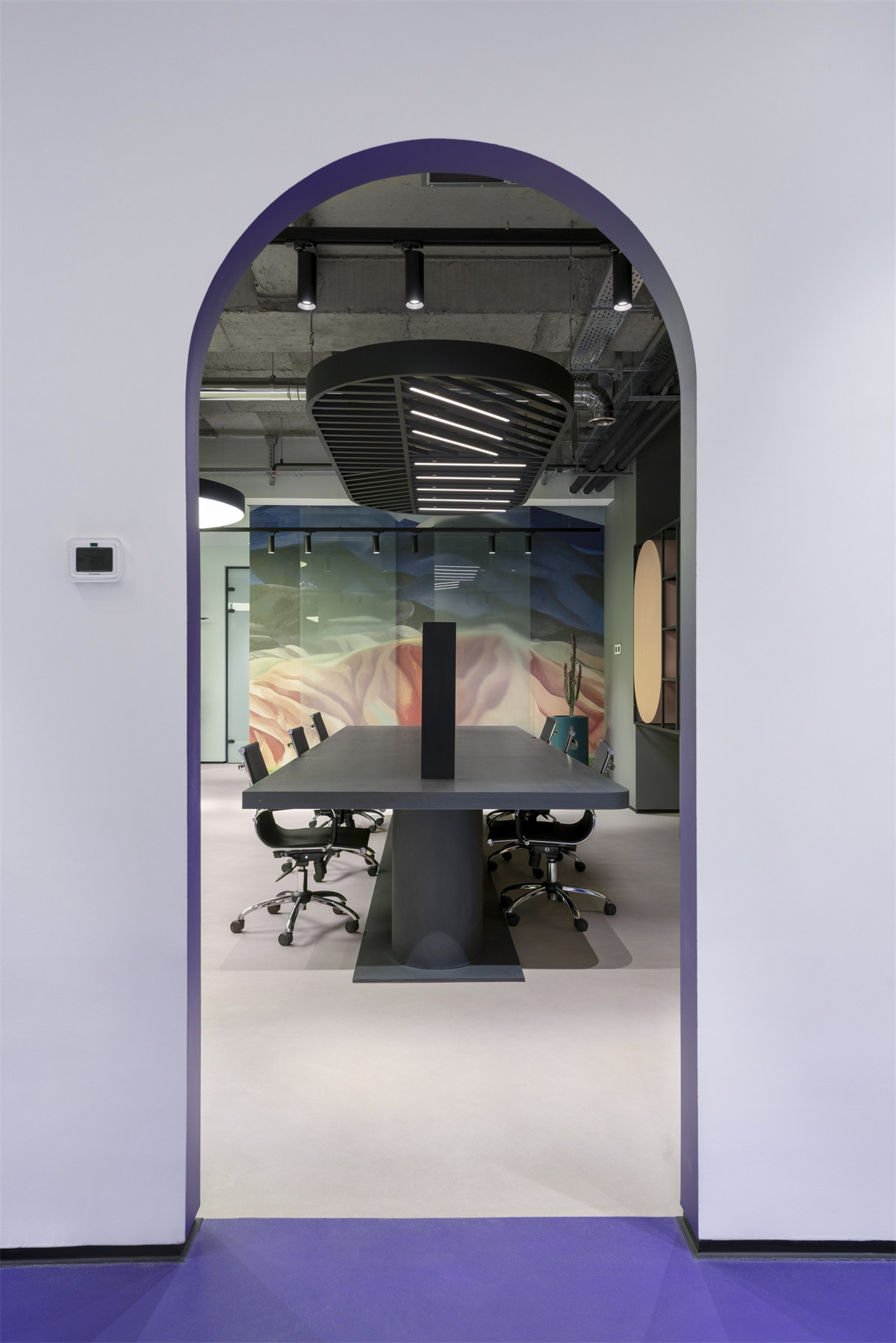 郑州办公室装修推荐时尚靓丽化妆品公司办公设计(图10) 郑州办公室装修推荐时尚靓丽化妆品公司办公设计(图10)