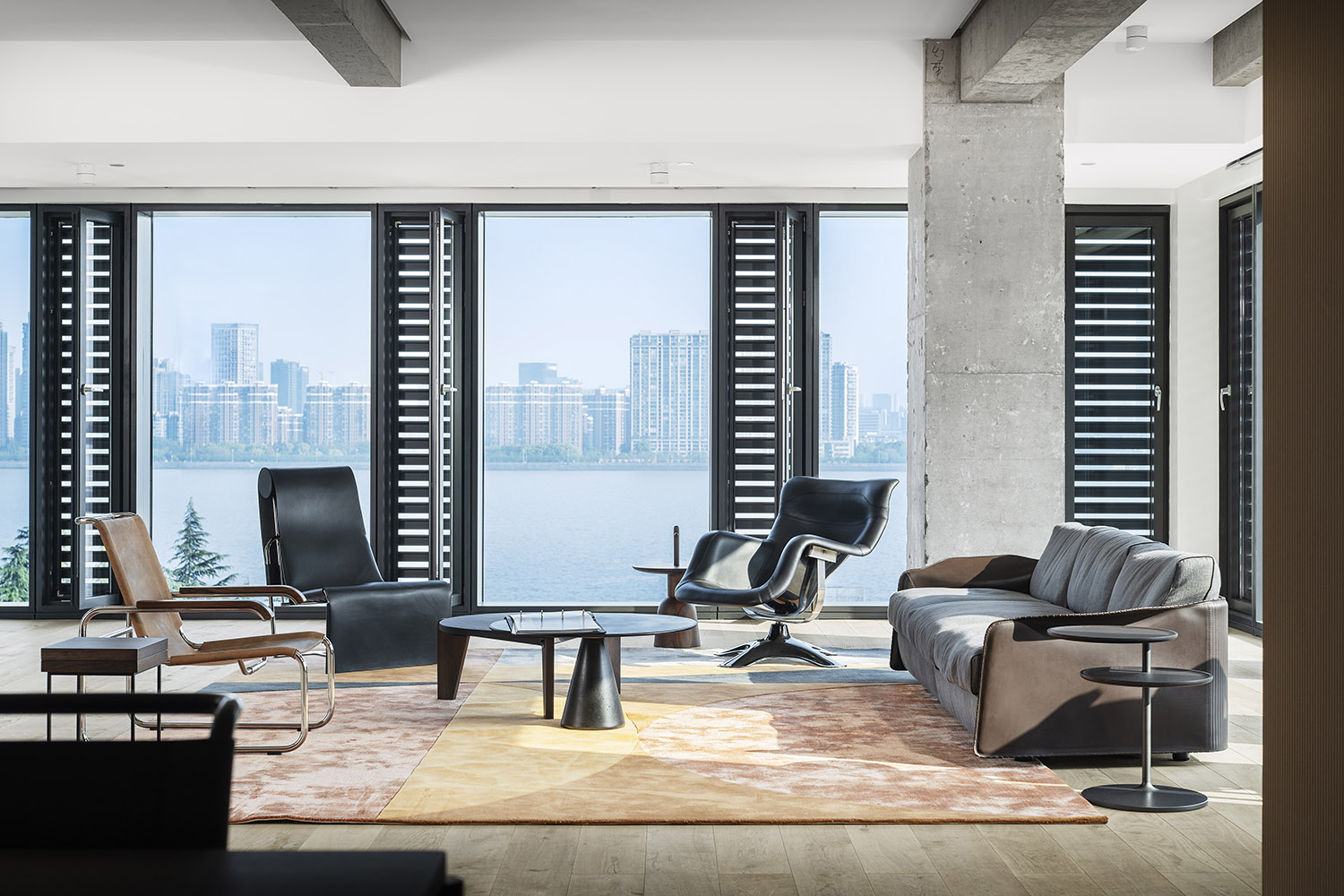 郑州办公室设计公司推荐凌笛办公空间装修案例(图1) hzldbgs-1.jpg