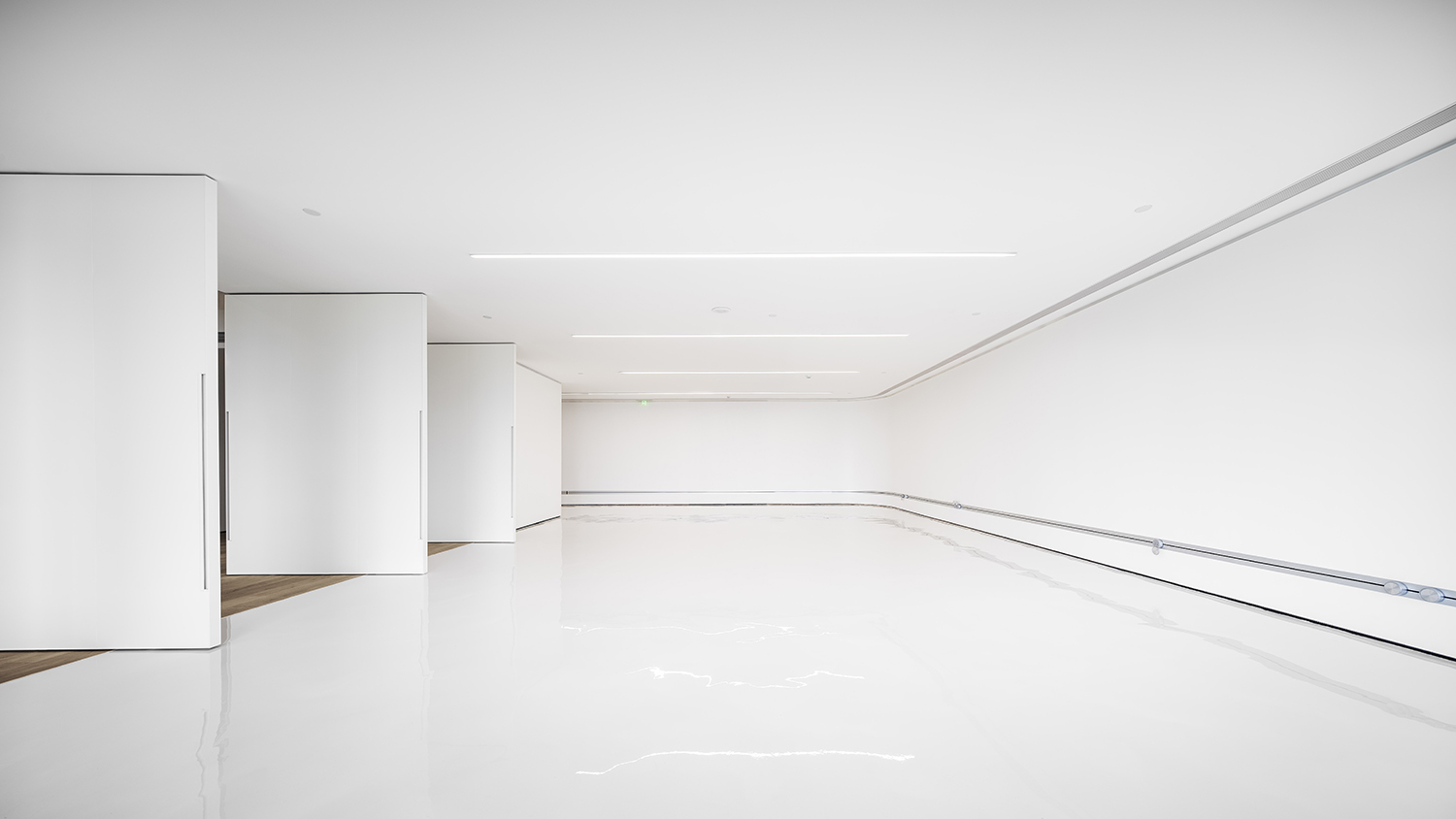 郑州办公室设计公司推荐凌笛办公空间装修案例(图10) hzldbgs-15.jpg