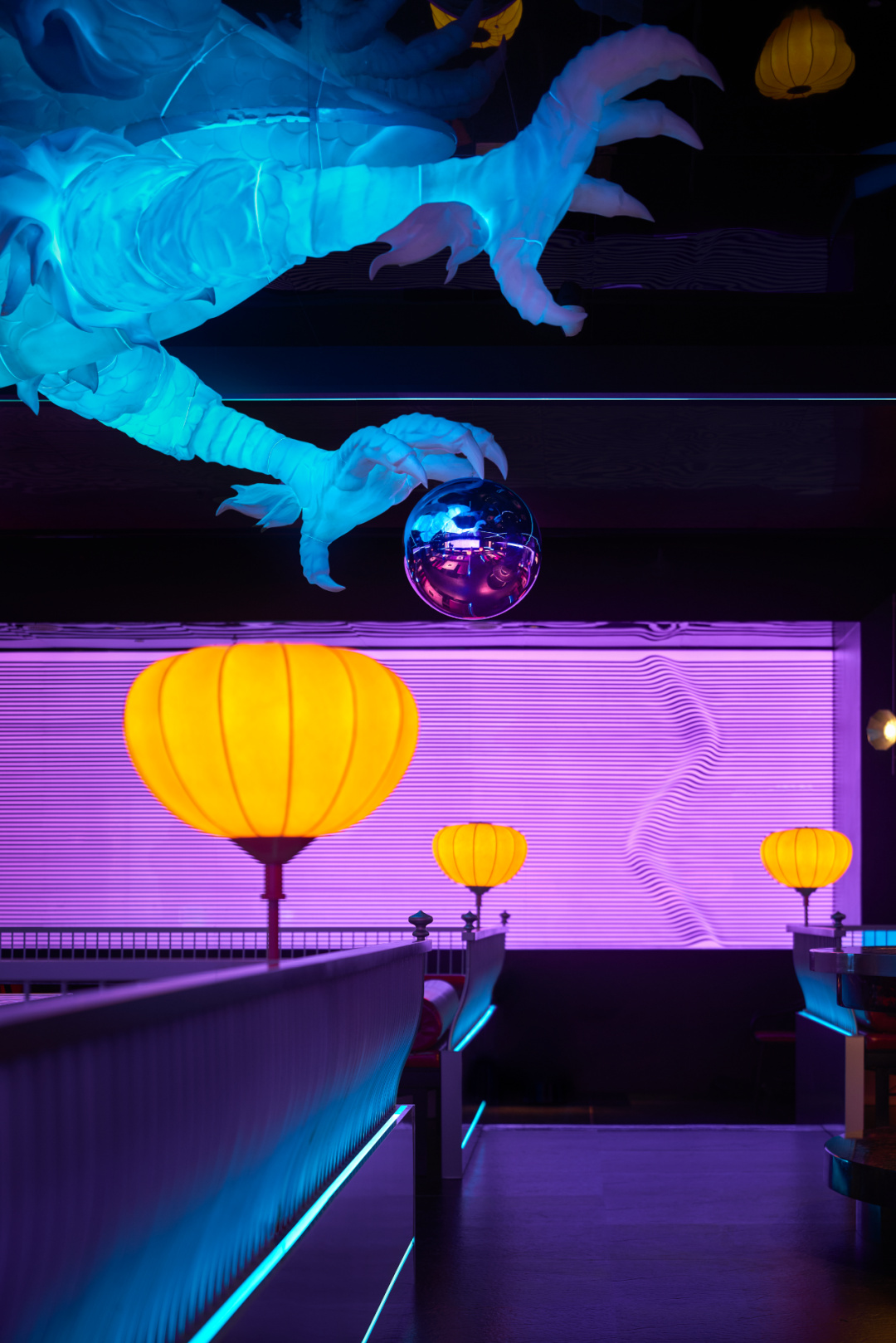 超酷国潮朋克风火锅串串店装修设计案例(图5) 超酷国潮朋克风火锅串串店装修设计案例(图5)