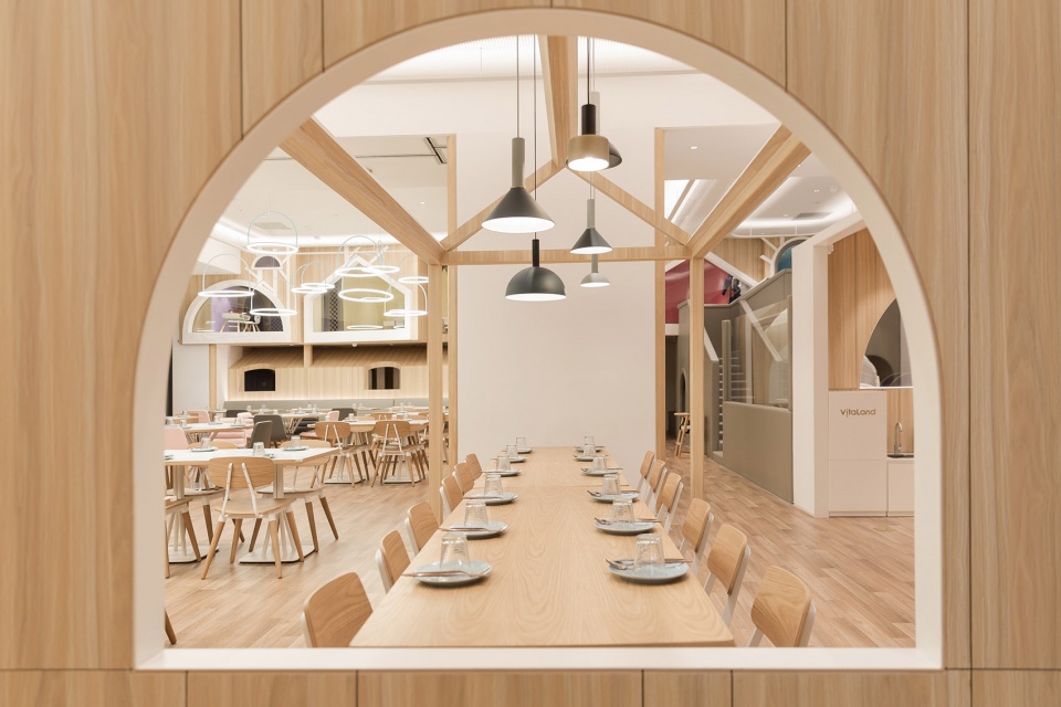 亲子餐厅设计公司维塔兰德亲子餐厅装修案例(图10) 亲子餐厅设计公司维塔兰德亲子餐厅装修案例(图10)