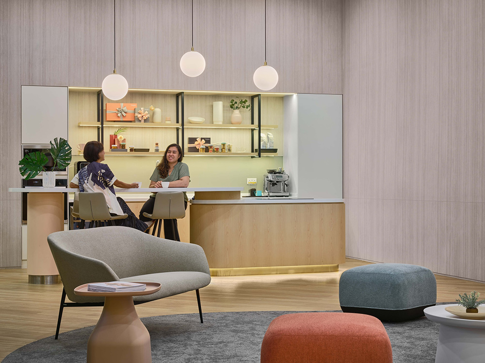 郑州办公室装修推荐快消品绿色时尚办公室设计(图4) 郑州办公室装修推荐快消品绿色时尚办公室设计(图4)