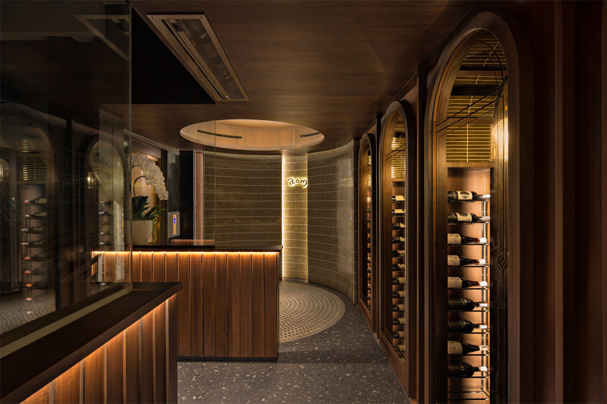 复古怀旧风Aom餐厅酒馆装修设计案例(图1) 复古怀旧风Aom餐厅酒馆装修设计案例(图1)