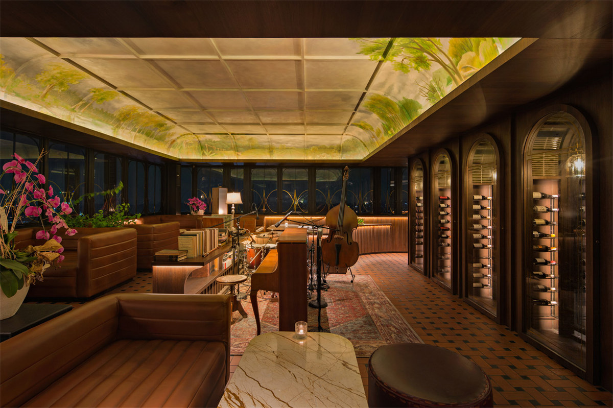 复古怀旧风Aom餐厅酒馆装修设计案例(图4) 复古怀旧风Aom餐厅酒馆装修设计案例(图4)