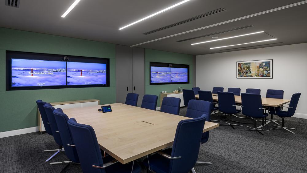 灵动多元的保险中介机构办公室装修设计方案(图8) 灵动多元的保险中介机构办公室装修设计方案(图8)