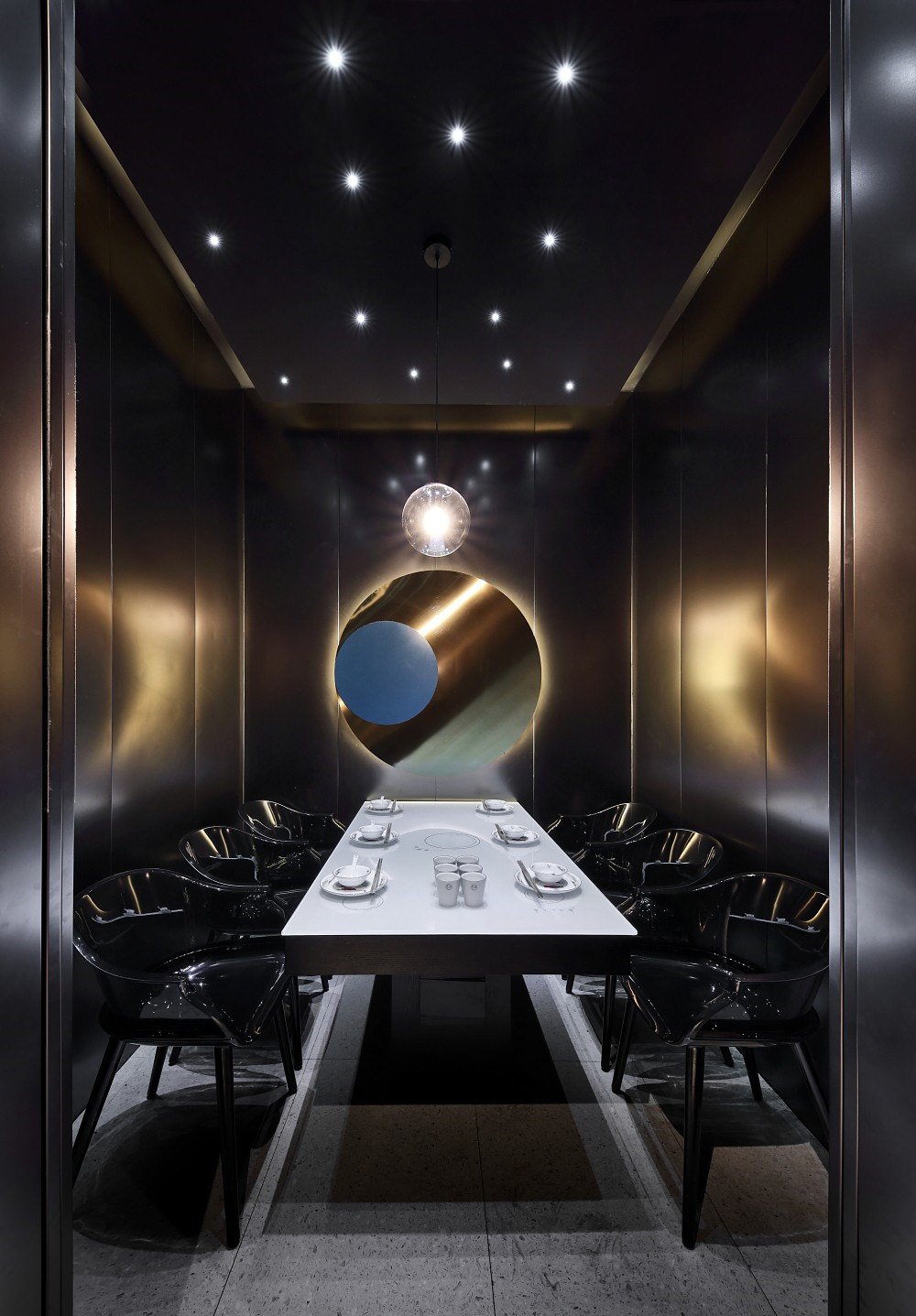 郑州火锅店设计推荐小肥羊特色火锅店装修实景图(图5) 郑州火锅店设计推荐小肥羊特色火锅店装修实景图(图5)