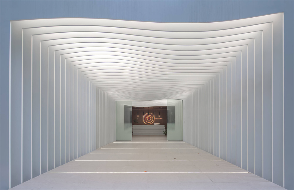 郑州办公室设计公司焦点品牌管理办公室装修案例(图6) DM_20220830154837_007.jpg