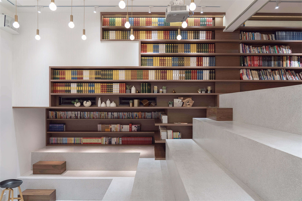 郑州办公室设计公司焦点品牌管理办公室装修案例(图10) 郑州办公室设计公司焦点品牌管理办公室装修案例(图10)