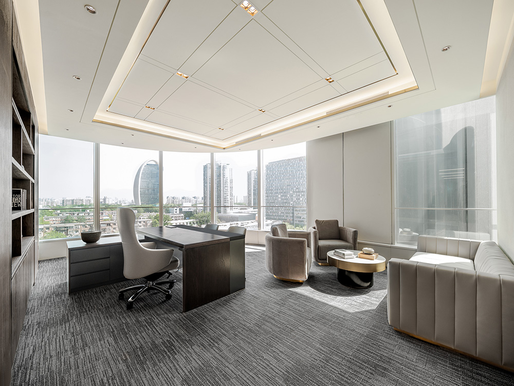 2000平现代大气的正大侨商地产公司办公室装修(图11) 2000平现代大气的正大侨商地产公司办公室装修(图11)