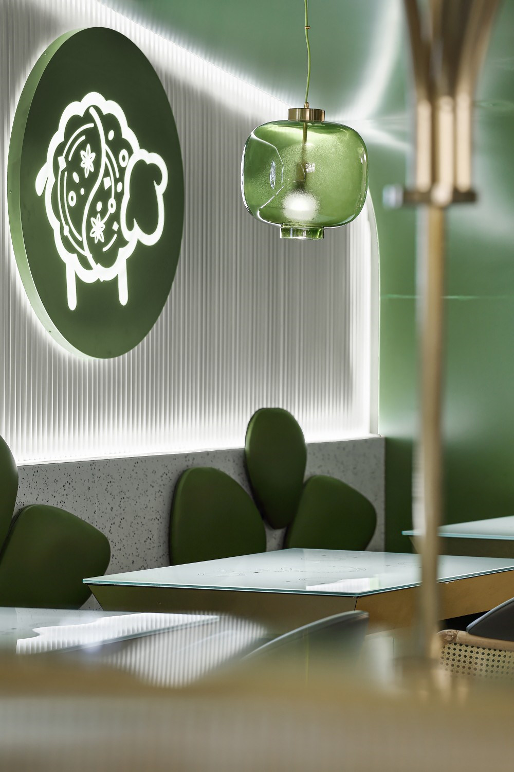 小肥羊草原蒙古主题火锅店装修设计图(图6) 小肥羊草原蒙古主题火锅店装修设计图(图6)