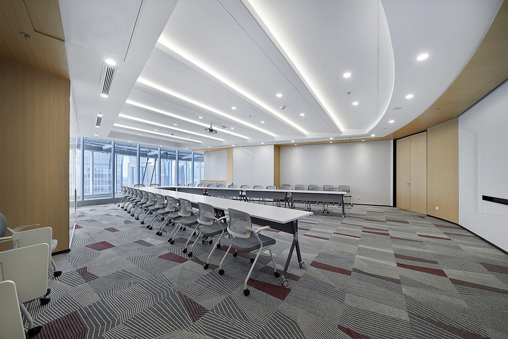 上海凤凰网新媒体传媒公司办公室装修设计案例(图10) 上海凤凰网新媒体传媒公司办公室装修设计案例(图10)