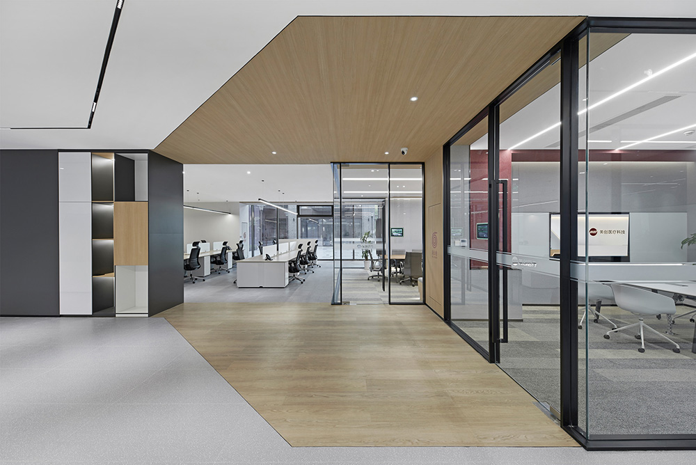 简约时尚的美创医疗科技公司办公室装修案例(图7) 简约时尚的美创医疗科技公司办公室装修案例(图7)