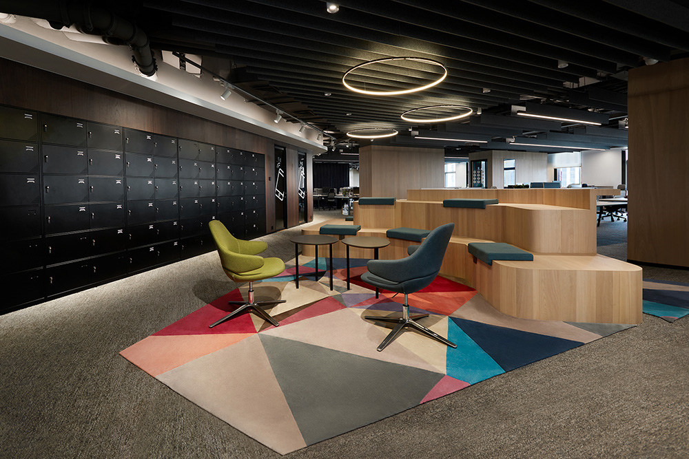 青岛睿玺工业制造企业总部办公室装修设计(图7) 青岛睿玺工业制造企业总部办公室装修设计(图7)