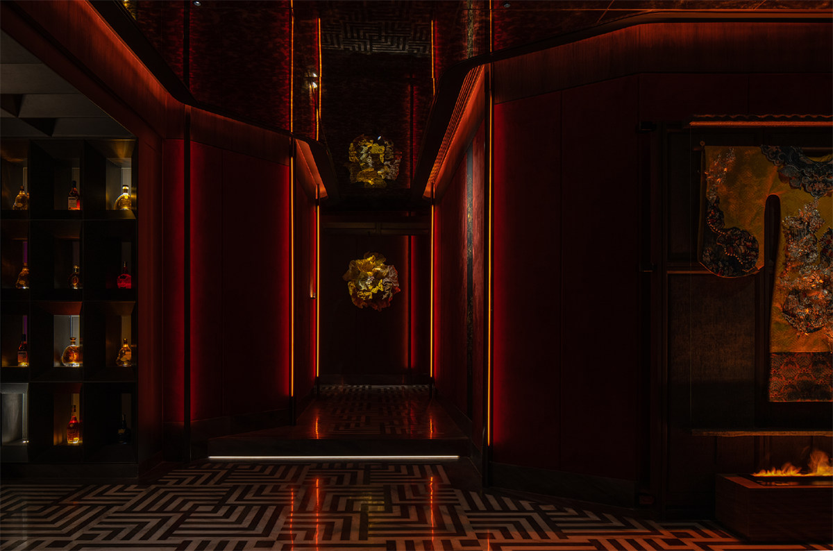 成都贵仕高端海鲜火锅店装修设计案例(图3) 成都贵仕高端海鲜火锅店装修设计案例(图3)