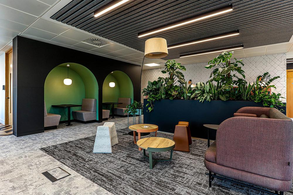 后疫情时代 郑州办公室这样装修才好!(图9) 后疫情时代 郑州办公室这样装修才好!(图9)