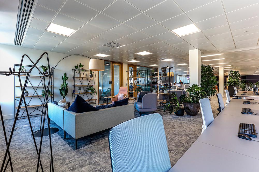 后疫情时代 郑州办公室这样装修才好!(图10) 后疫情时代 郑州办公室这样装修才好!(图10)