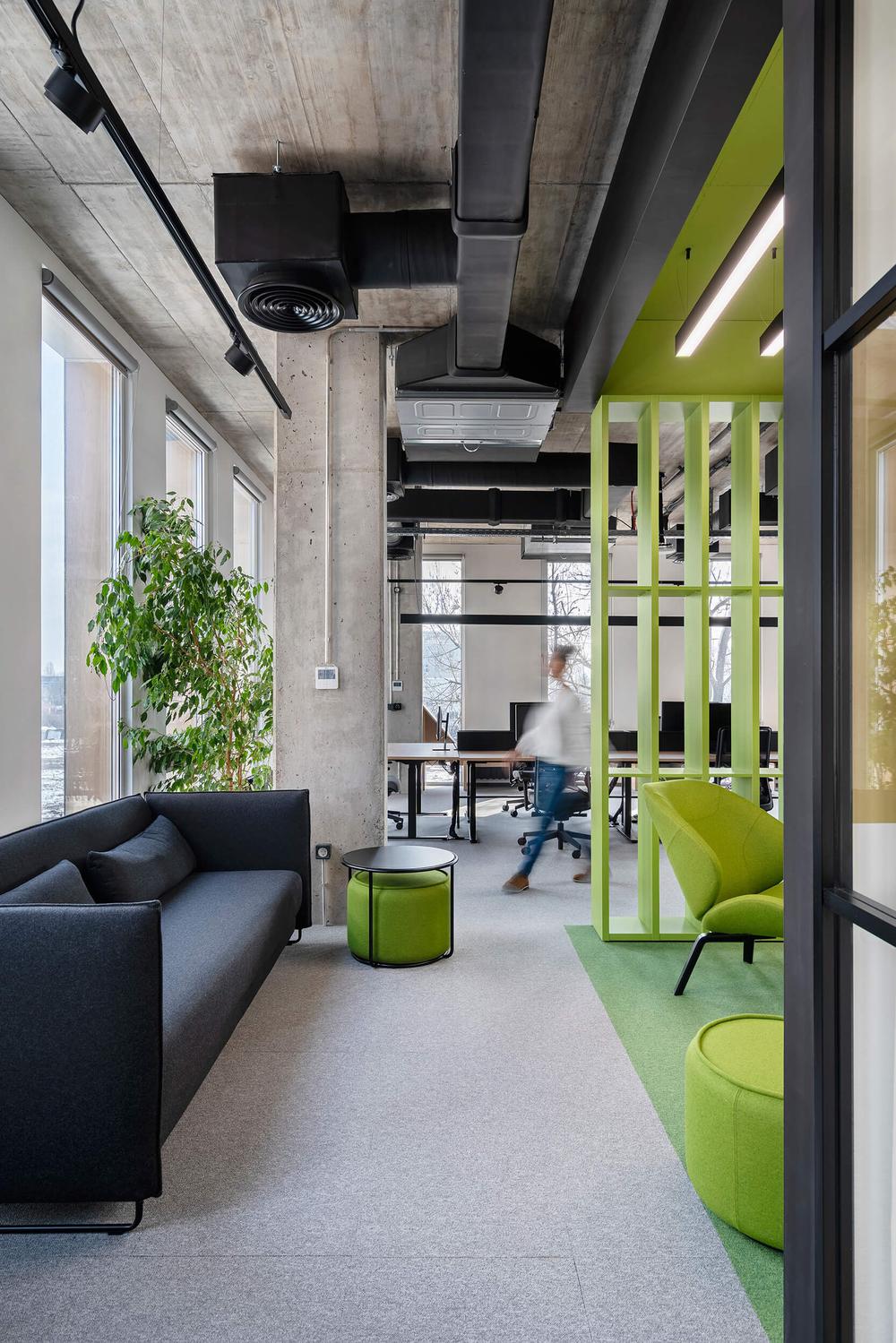 1300平清新工业风科技公司办公室装修设计(图3) 1300平清新工业风科技公司办公室装修设计(图3)