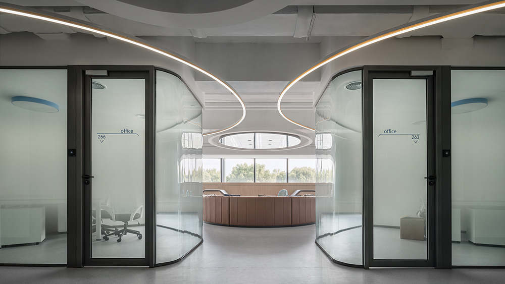 1万平华天科技集团办公室装修设计方案(图8) 1万平华天科技集团办公室装修设计方案(图8)