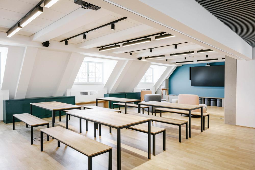 青春活力的商务科技公司办公室装修设计方案(图12) 青春活力的商务科技公司办公室装修设计方案(图12)