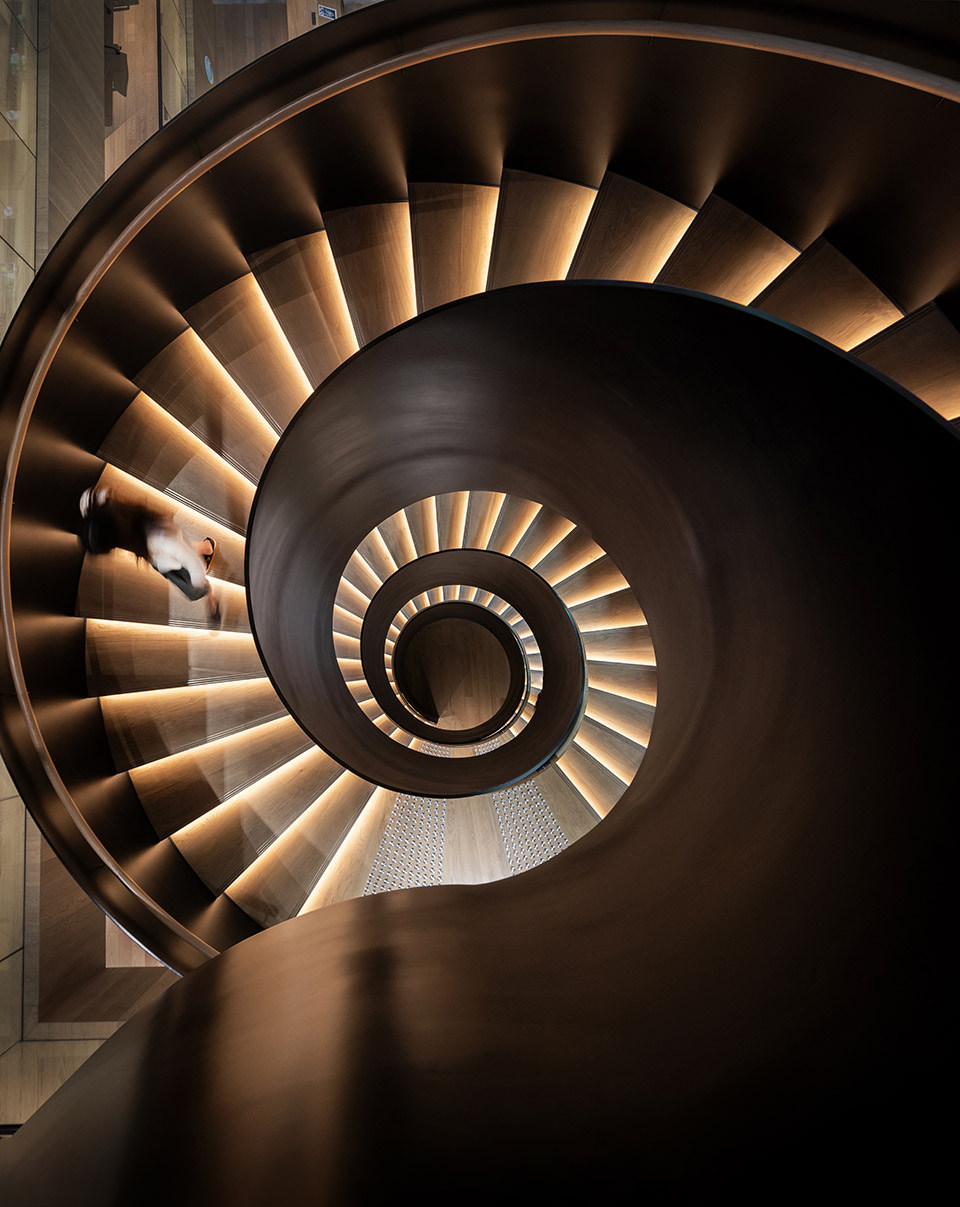 绿色工业风戴森全球总部办公楼装修设计方案(图10) 绿色工业风戴森全球总部办公楼装修设计方案(图10)