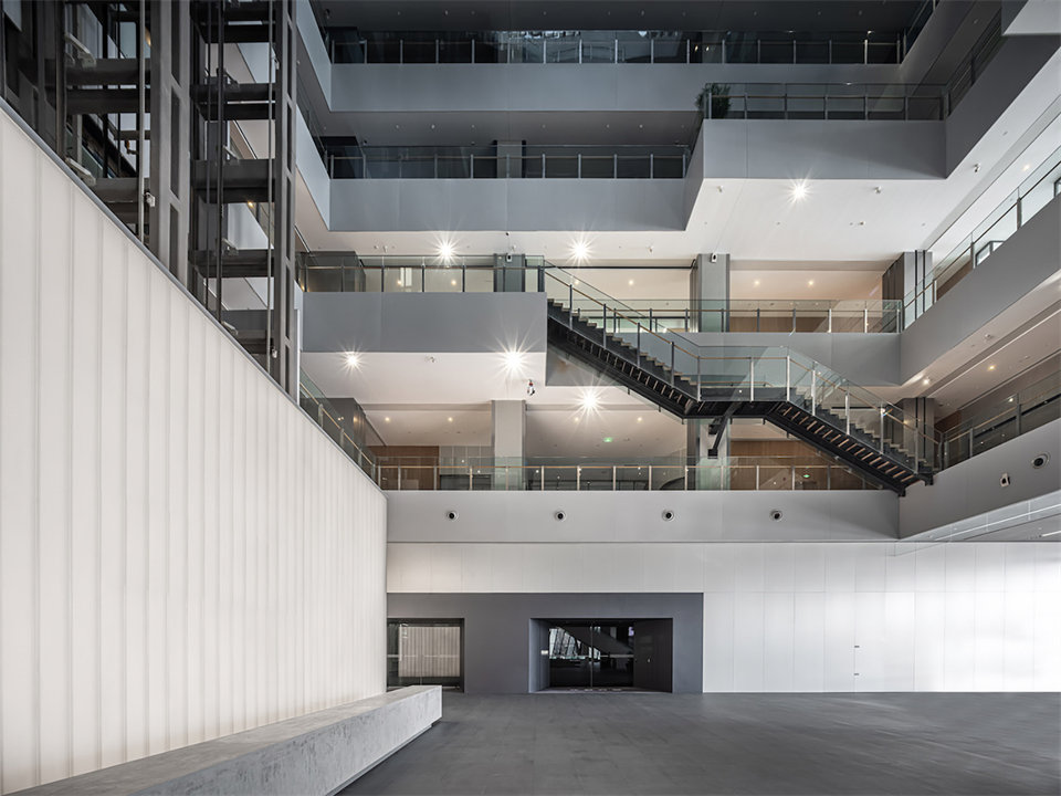 歌尔全球研发总部办公楼公共空间装修设计方案(图3) 歌尔全球研发总部办公楼公共空间装修设计方案(图3)