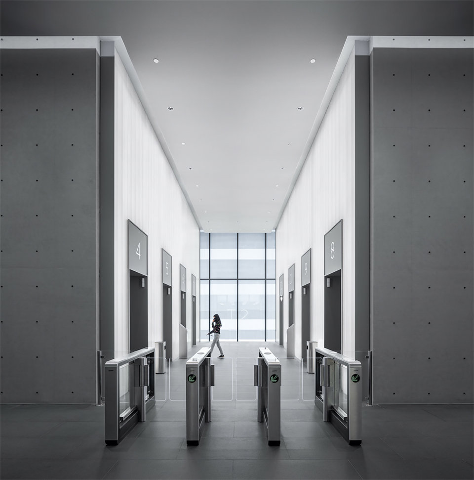 歌尔全球研发总部办公楼公共空间装修设计方案(图9) 歌尔全球研发总部办公楼公共空间装修设计方案(图9)