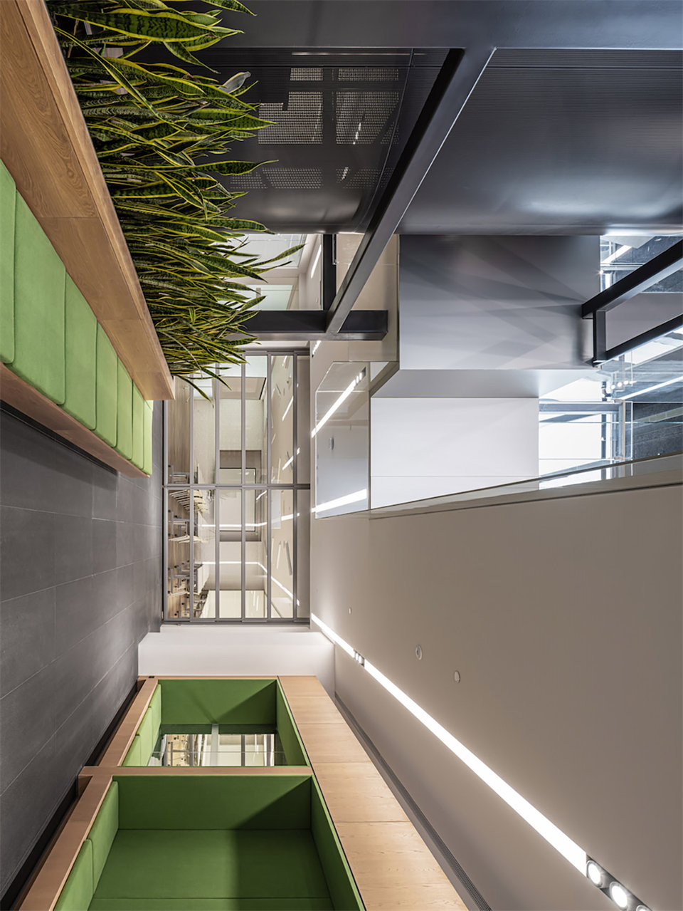 歌尔全球研发总部办公楼公共空间装修设计方案(图13) 歌尔全球研发总部办公楼公共空间装修设计方案(图13)