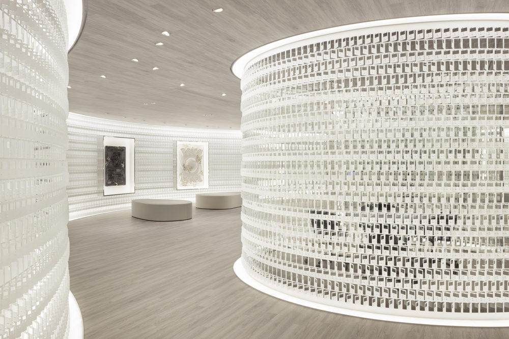 日本Creatures游戏公司办公室装修设计案例(图2) 日本Creatures游戏公司办公室装修设计案例(图2)