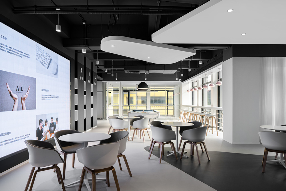 极简工业风智慧物流公司办公室装修设计案例(图3) 极简工业风智慧物流公司办公室装修设计案例(图3)