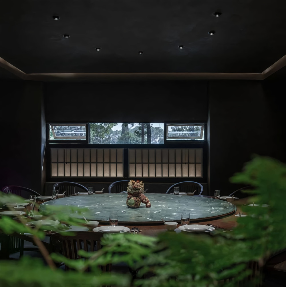 郑州中餐厅装修推荐江上隐东方美学中餐厅设计(图2) 郑州中餐厅装修推荐江上隐东方美学中餐厅设计(图2)