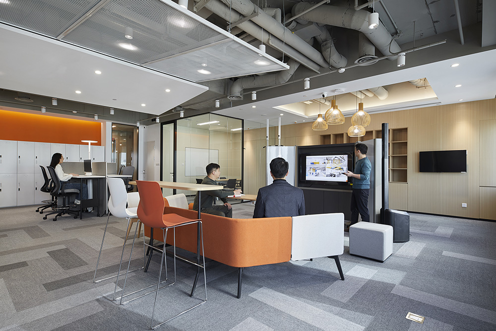 灵动时尚的供电设备总部办公室装修设计案例(图11) 灵动时尚的供电设备总部办公室装修设计案例(图11)