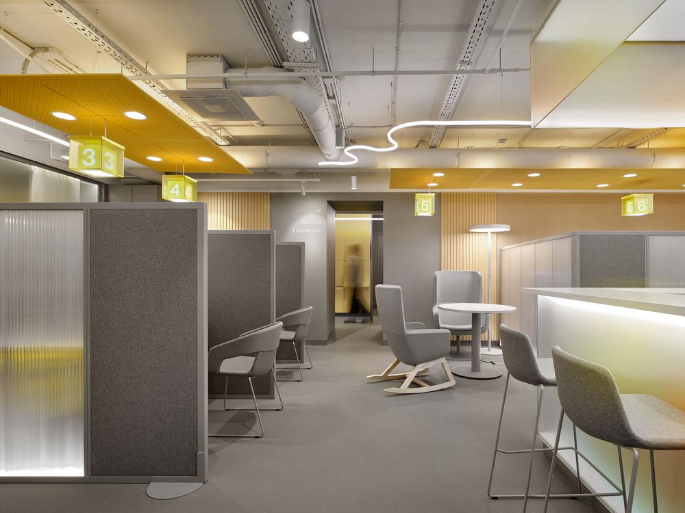 时尚灵动的Raiffeisen银行办公室装修设计方案(图4) 时尚灵动的Raiffeisen银行办公室装修设计方案(图4)