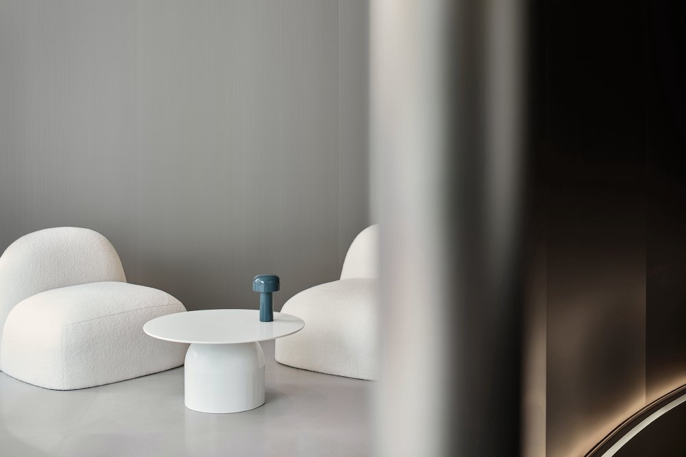 1800平中大联合口腔医院装修设计方案(图3) 1800平中大联合口腔医院装修设计方案(图3)