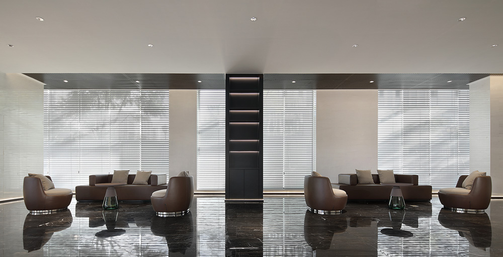 现代轻奢风食品公司办公楼装修设计方案(图4) 现代轻奢风食品公司办公楼装修设计方案(图4)