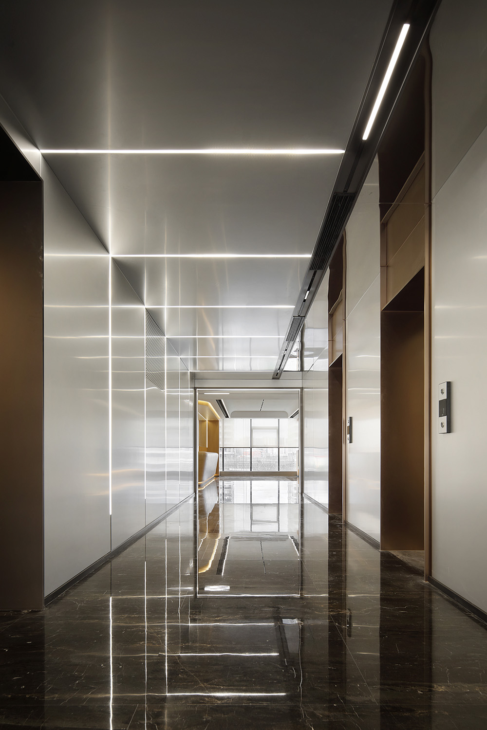 现代轻奢风食品公司办公楼装修设计方案(图5) 现代轻奢风食品公司办公楼装修设计方案(图5)