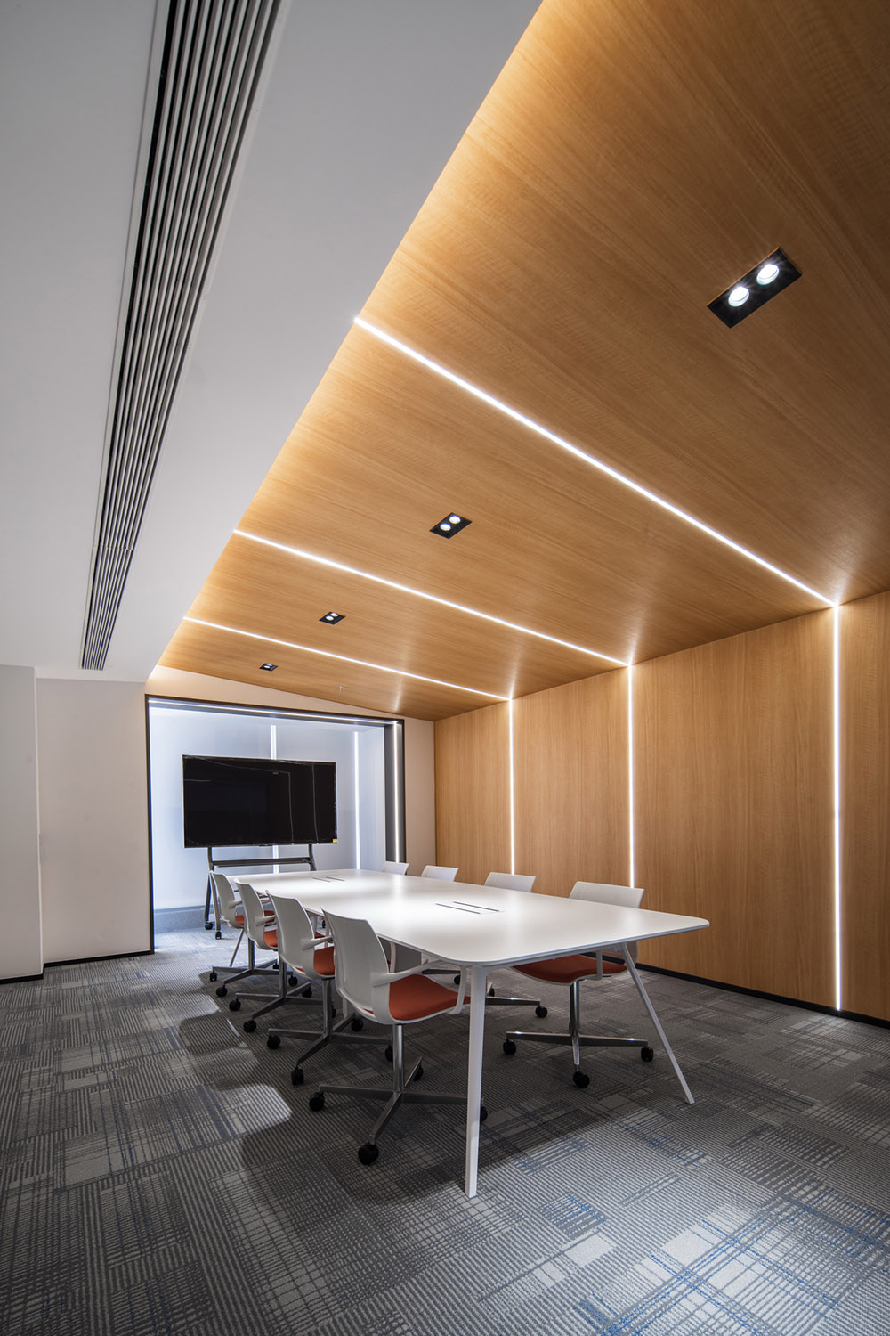 现代轻奢风食品公司办公楼装修设计方案(图16) 现代轻奢风食品公司办公楼装修设计方案(图16)